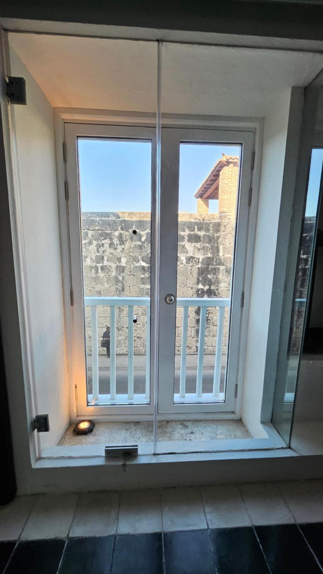 Cartagena Apartamento Duplex Vista Al Mar Y Murallas Nuevo En La Ciudad Amurallada 아파트 외부 사진