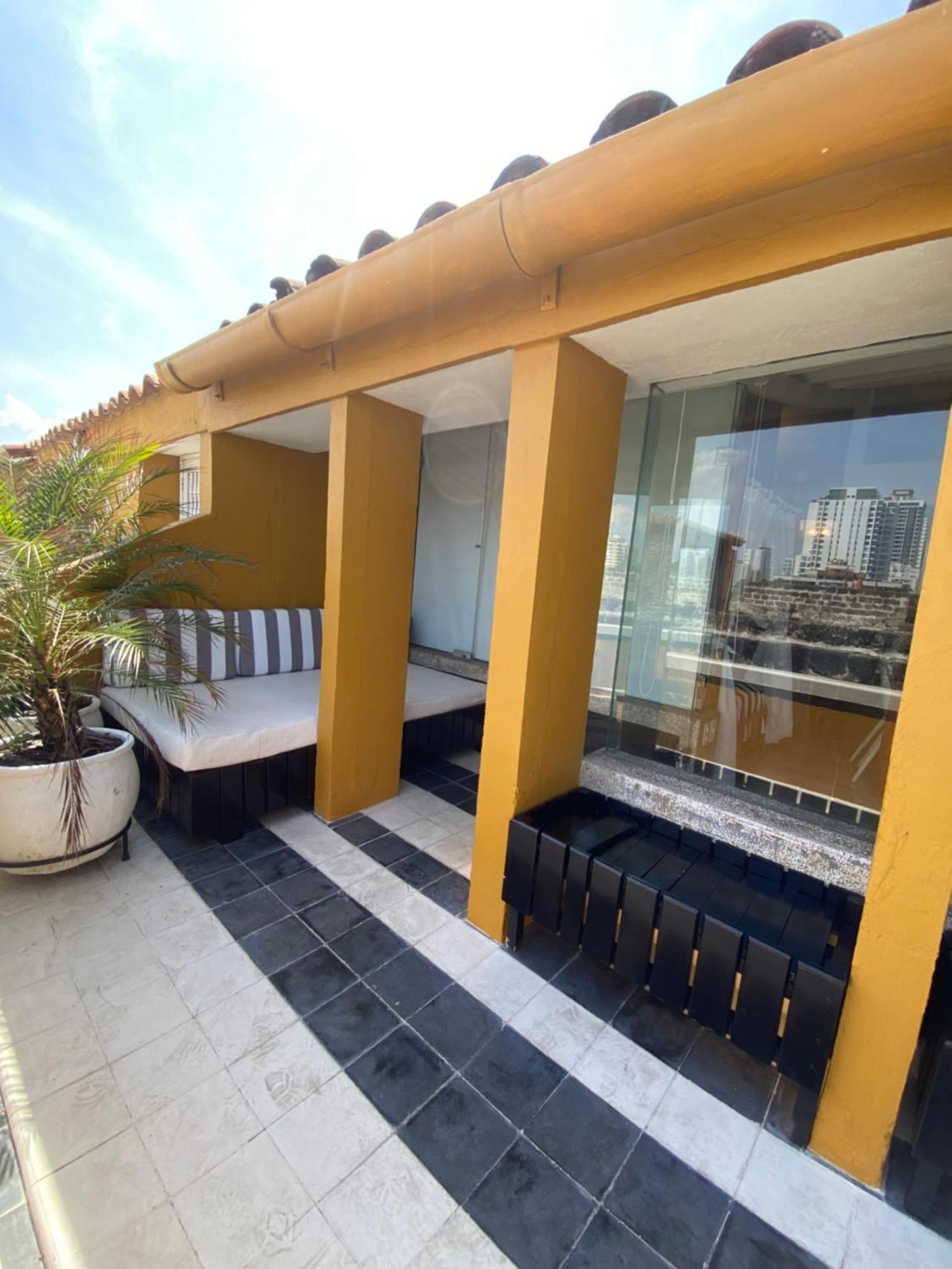 Cartagena Apartamento Duplex Vista Al Mar Y Murallas Nuevo En La Ciudad Amurallada 아파트 외부 사진