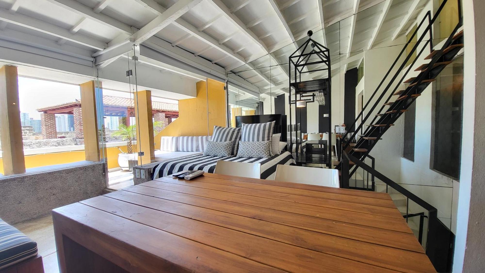 Cartagena Apartamento Duplex Vista Al Mar Y Murallas Nuevo En La Ciudad Amurallada 아파트 외부 사진